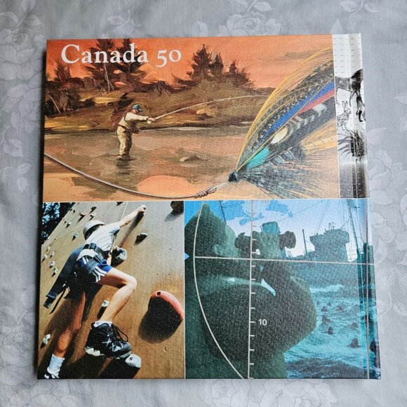 2005 - The Collection of Canada's Stamps Book - Without Stamps - Picture 5 of 6